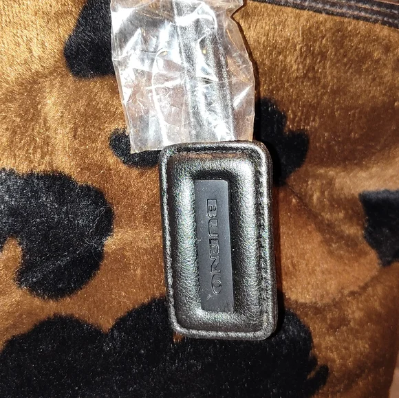 NWOT BUENO CALF HAIR ANIMAL PRINT 3 COMPARTMENT MESSANGER BAG TOTE BROWN & BLACK - Picture 10 of 16